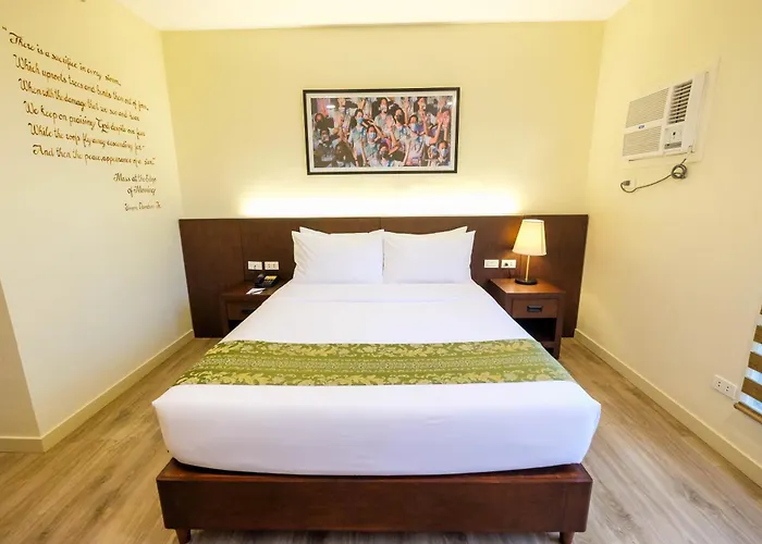 Quincentennial Hotel