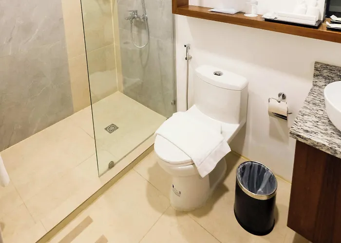 Quincentennial Hotel Cebu Stadt